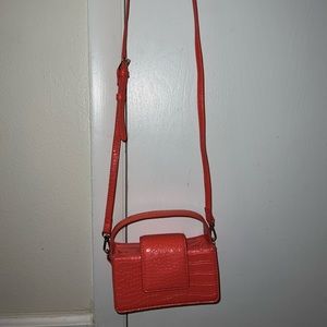 Coral small cross body